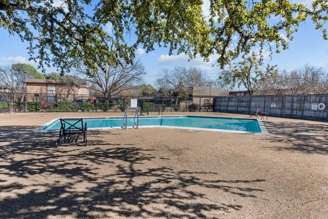 1815 E Grauwyler Road 155, Irving, TX 75061