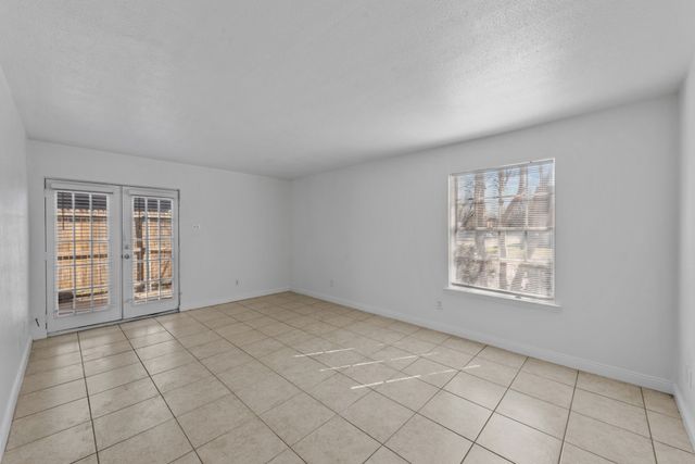 1815 E Grauwyler Road 155, Irving, TX 75061