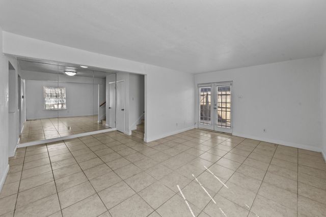 1815 E Grauwyler Road 155, Irving, TX 75061