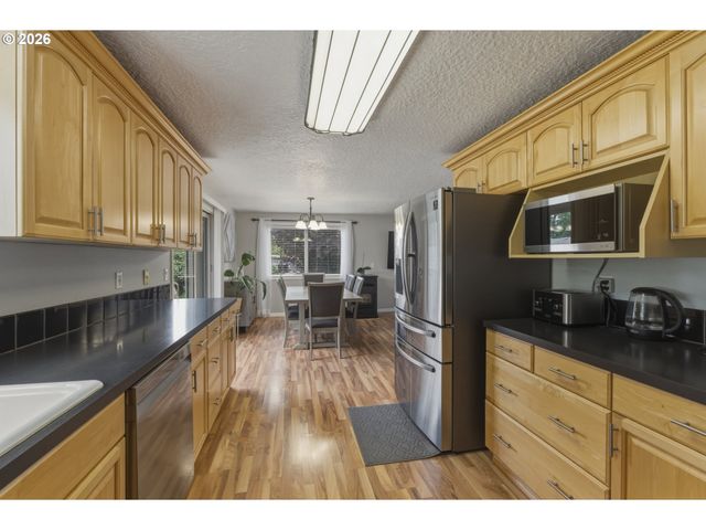 164 NARAIN Ct, Oregon City, OR 97045