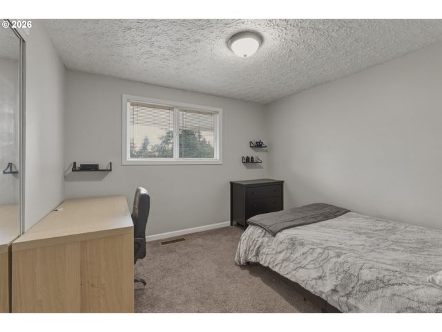 164 NARAIN Ct, Oregon City, OR 97045