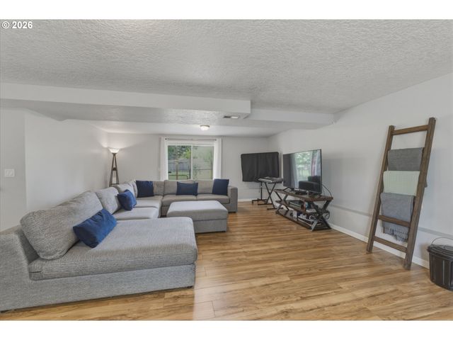 164 NARAIN Ct, Oregon City, OR 97045