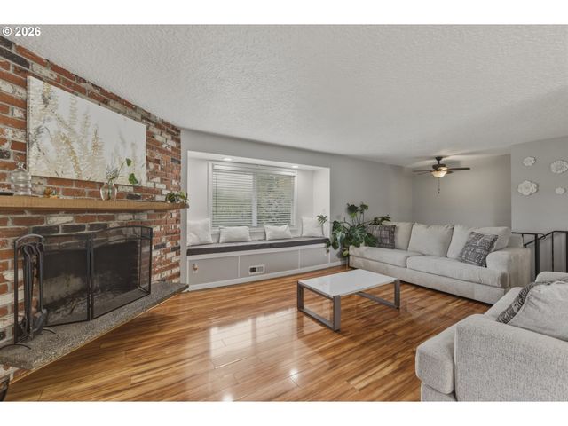 164 NARAIN Ct, Oregon City, OR 97045