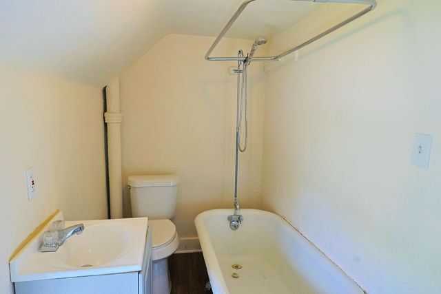 28 E Henry Street, River Rouge City, MI 48218
