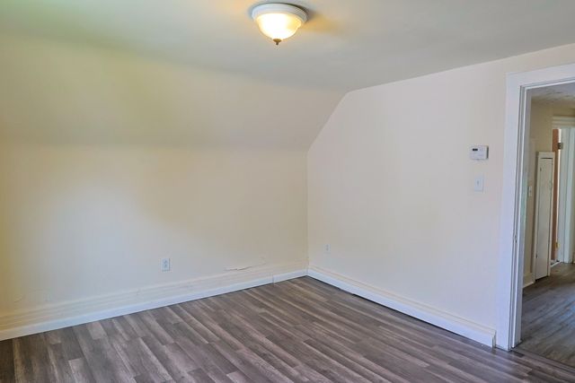28 E Henry Street, River Rouge City, MI 48218