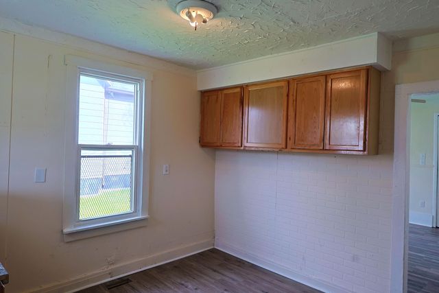 28 E Henry Street, River Rouge City, MI 48218