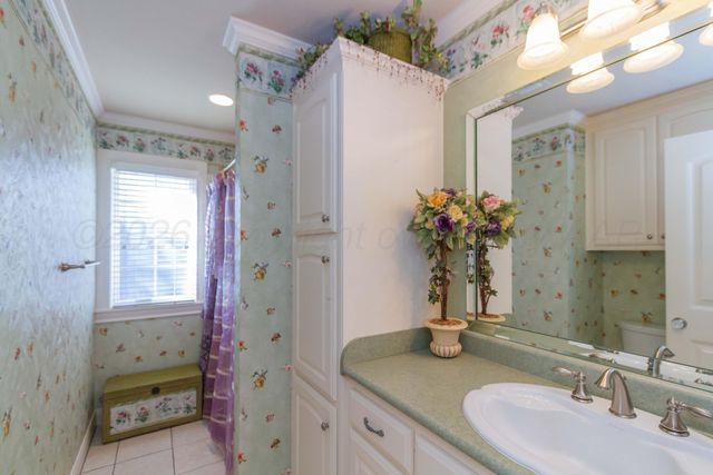 9110 BLENHEIM Drive, Amarillo, TX 79119