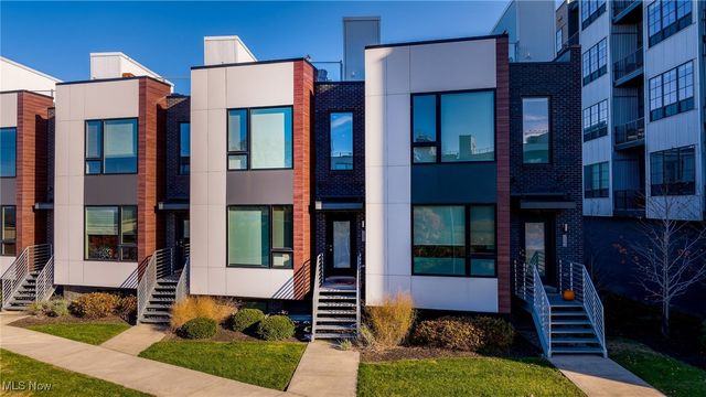 1260 W 70th Street, Cleveland, OH 44102