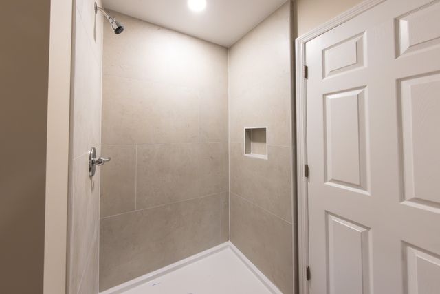 249 N Walnut St, Hohenwald, TN 38462