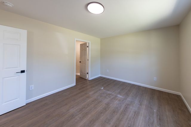 249 N Walnut St, Hohenwald, TN 38462