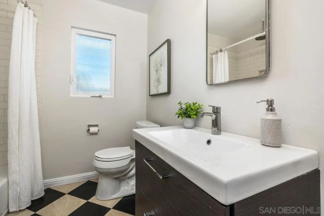 2139 Clematis Street, San Diego, CA 92105