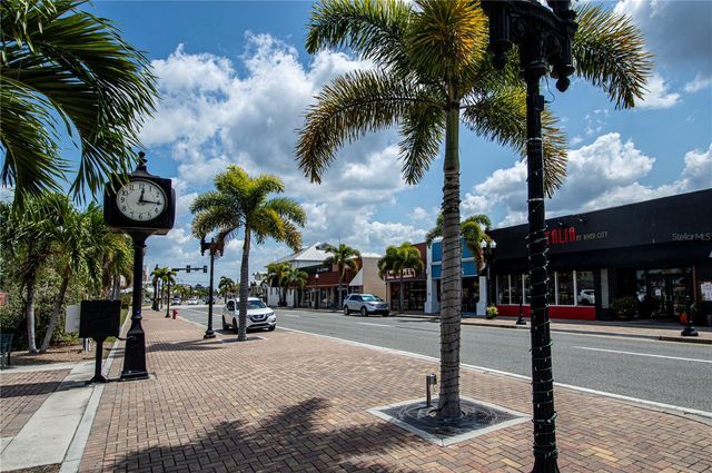 806 E MARION AVENUE, Punta Gorda, FL 33950