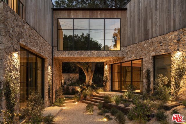 3274 Oakdell Road, Studio City (los Angeles), CA 91604