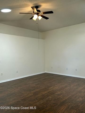 2152 Spring Creek Circle NE, Palm Bay, FL 32905