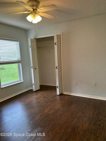 2152 Spring Creek Circle NE, Palm Bay, FL 32905