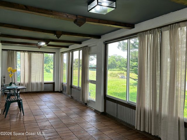 2152 Spring Creek Circle NE, Palm Bay, FL 32905