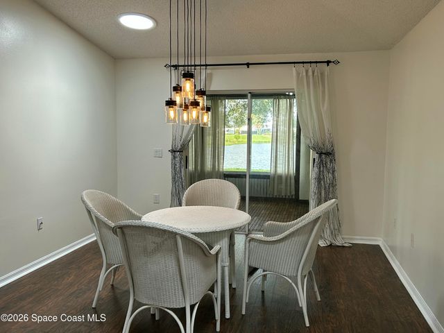 2152 Spring Creek Circle NE, Palm Bay, FL 32905