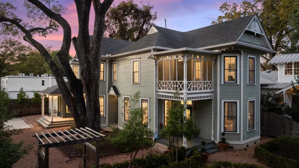 4104 Avenue F, Austin, TX 78751