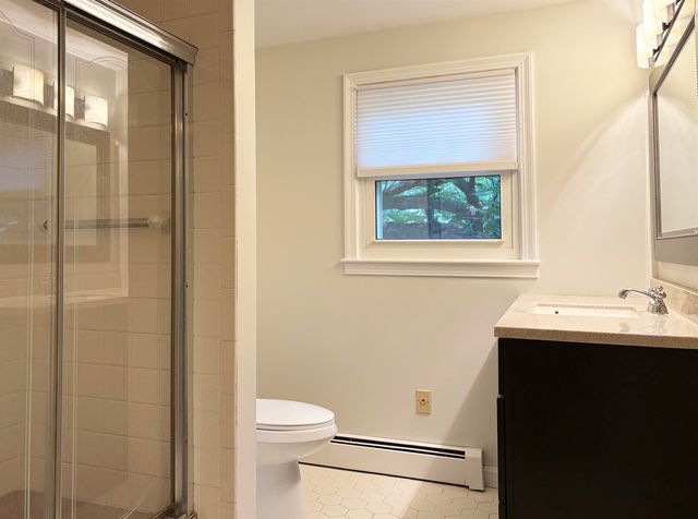 3 Valleyview Drive, Merrimack, NH 03054