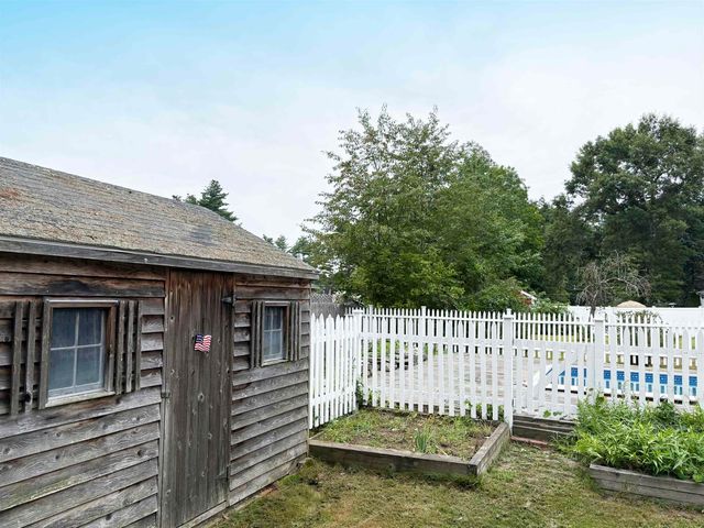 3 Valleyview Drive, Merrimack, NH 03054