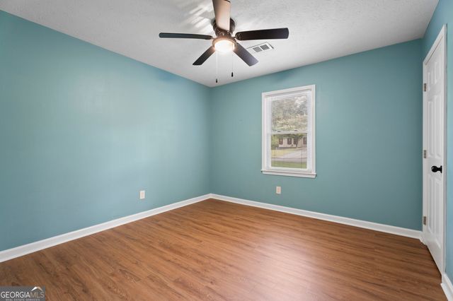 10 Lajuana Drive, Carrollton, GA 30116