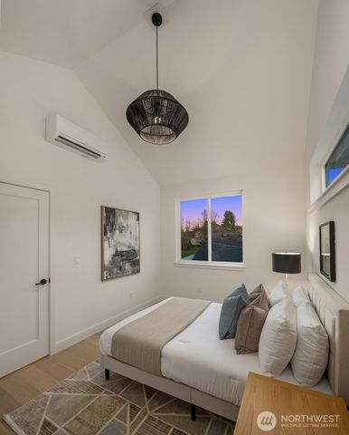 503 S Henderson Street, Seattle, WA 98108