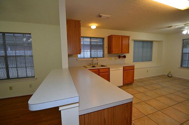 2739 Blue Mist Drive, Sugar Land, TX 77498