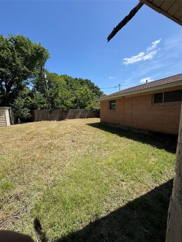 400 S Vick Street, Decatur, TX 76234