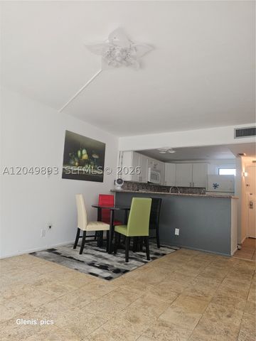 20400 W Country Club Dr 204, Aventura, FL 33180