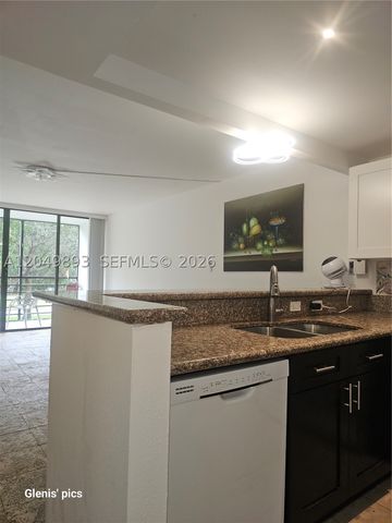 20400 W Country Club Dr 204, Aventura, FL 33180