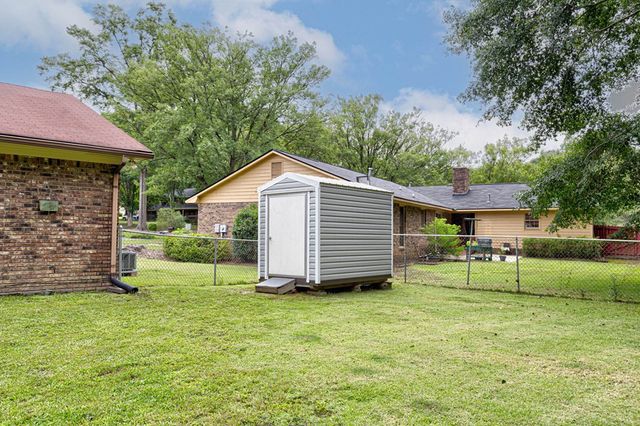 4309 Castlewood Court, Columbus, GA 31907