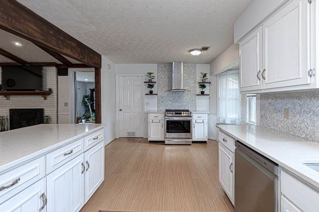 4309 Castlewood Court, Columbus, GA 31907