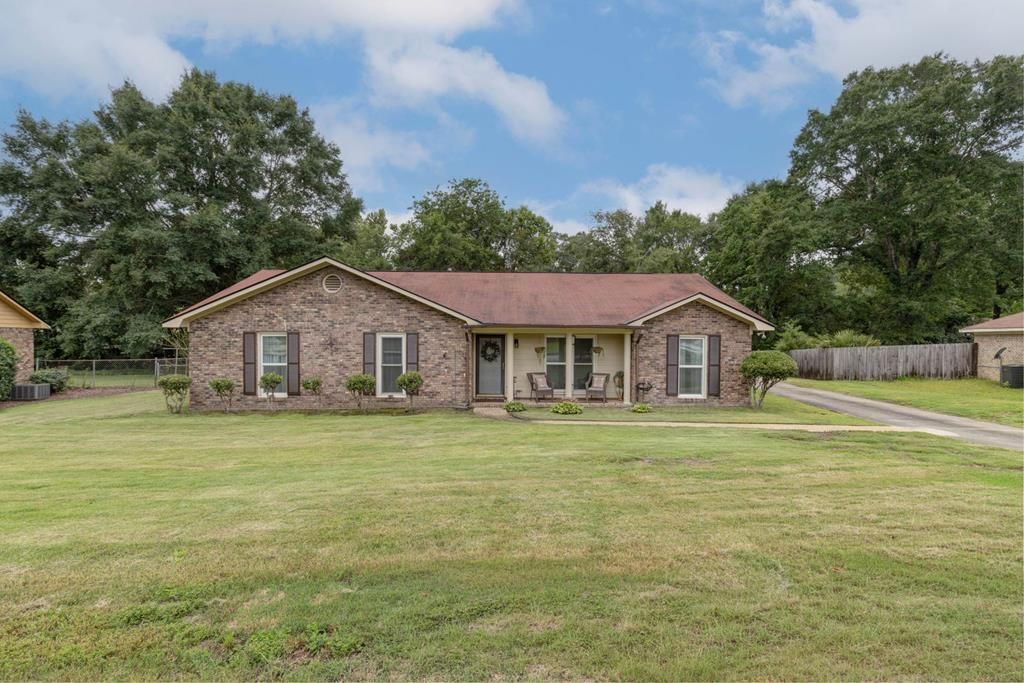4309 Castlewood Court, Columbus, GA 31907