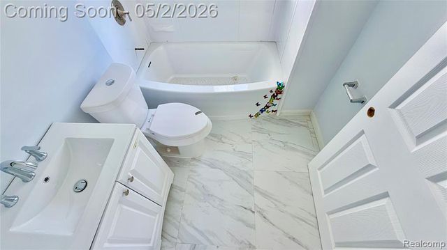 11012 Paige Avenue, Warren, MI 48089