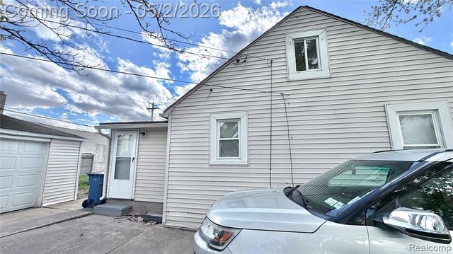 11012 Paige Avenue, Warren, MI 48089
