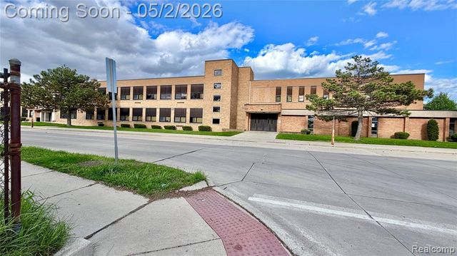 11012 Paige Avenue, Warren, MI 48089