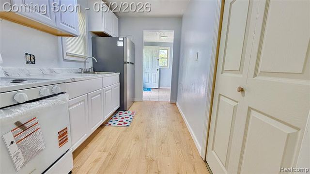 11012 Paige Avenue, Warren, MI 48089