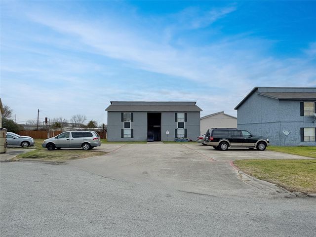 2703 Evergreen Circle, Bryan, TX 77801