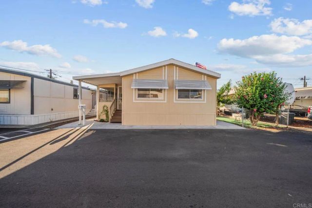 1425 E Madison 18, El Cajon, CA 92019