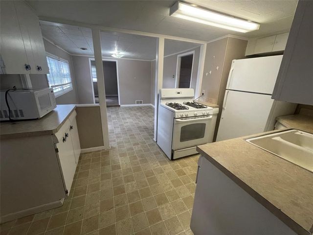 2134 KNOLL Avenue, Erie, PA 16510