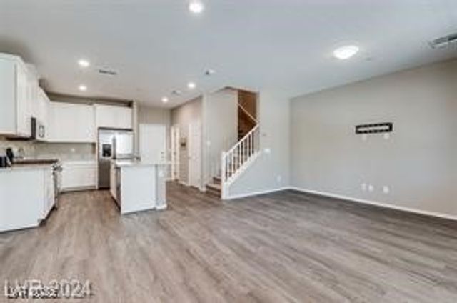 6256 Haiku Stairs Street, Las Vegas, NV 89148