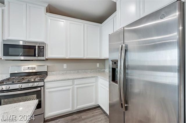 6256 Haiku Stairs Street, Las Vegas, NV 89148