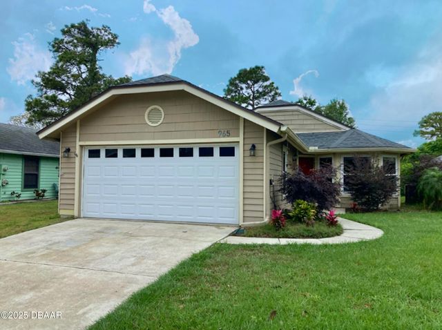 965 Belleflower Drive, Port Orange, FL 32127