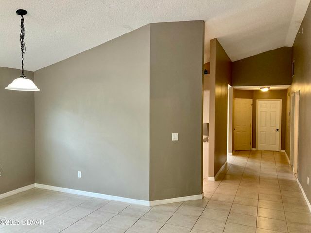 965 Belleflower Drive, Port Orange, FL 32127