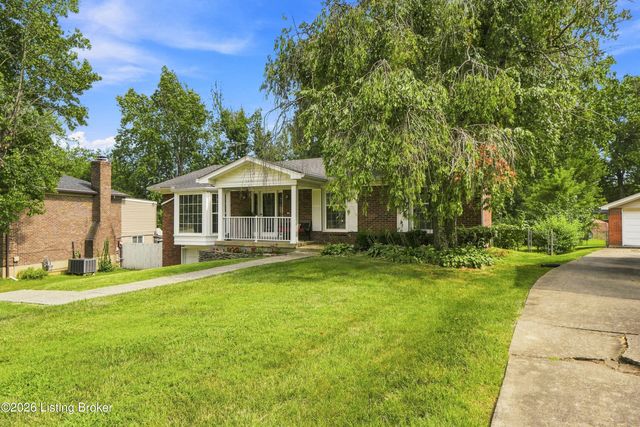 7304 Oswego Cir, Louisville, KY 40214