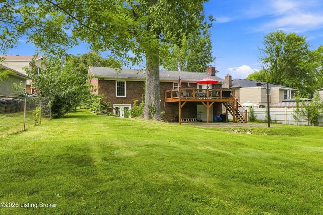 7304 Oswego Cir, Louisville, KY 40214