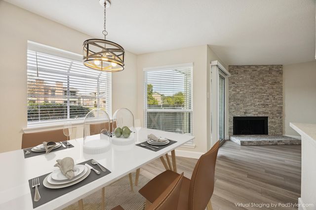 18800 Egret Bay Boulevard 907, Houston, TX 77058