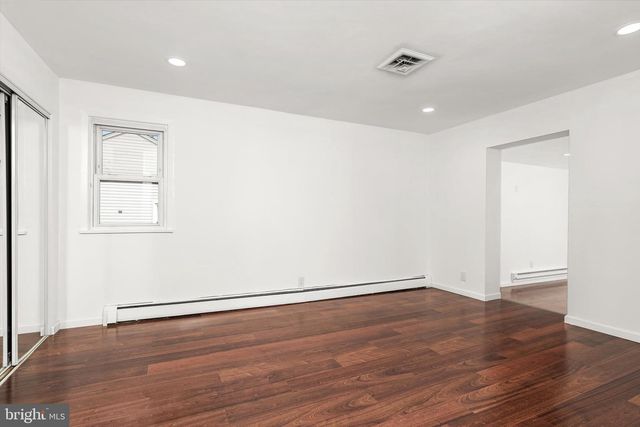 583 EDINBURG RD, Hamilton Township, NJ 08619