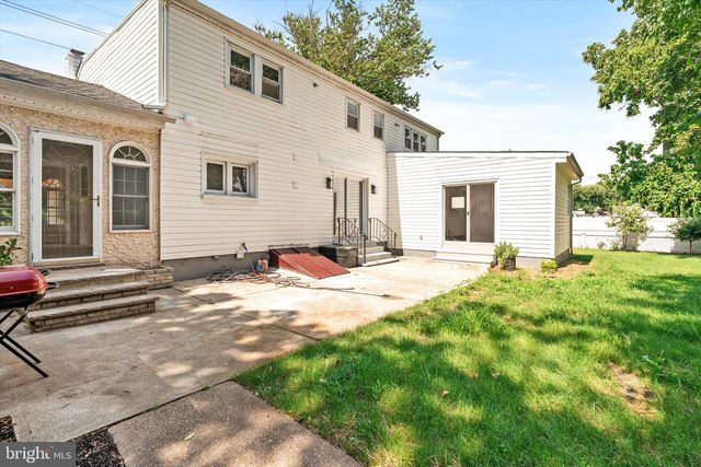 583 EDINBURG RD, Hamilton Township, NJ 08619