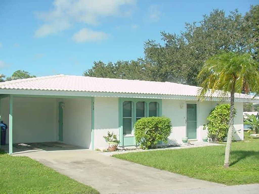 519 CIRCLEWOOD DRIVE 519, Venice, FL 34293